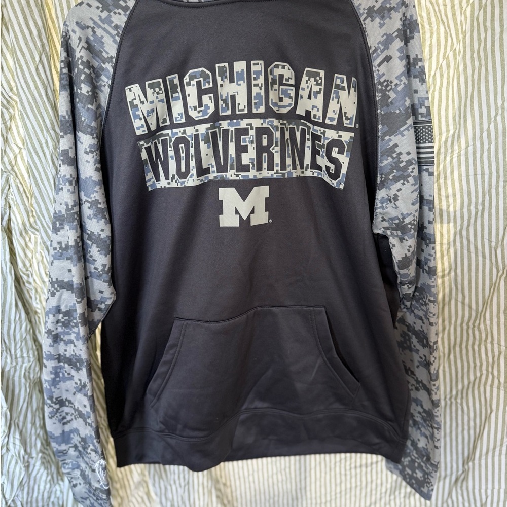 Michigan Wolverines Men's Gray Sweater